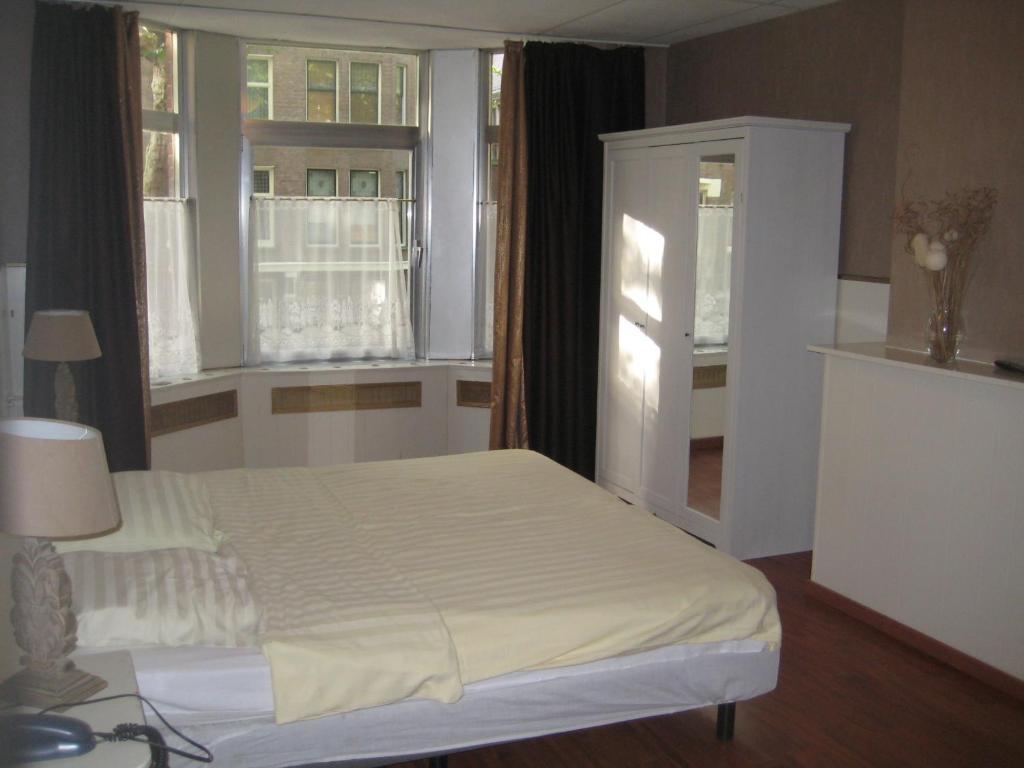 Floris Hotel Roterdão Quarto foto